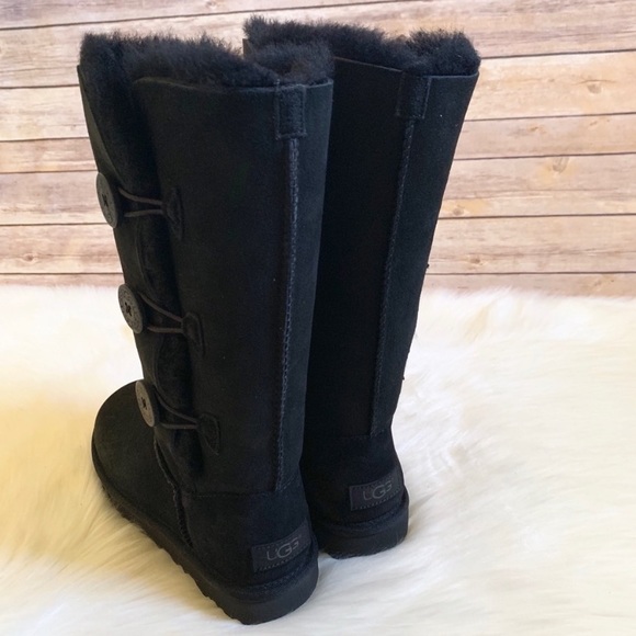 UGG Black Bailey Button Triplet II Boots - Picture 6 of 8